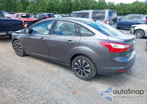 2012 Ford Focus Se из США, поврежденный, VIN 1FAHP3F26CL478487